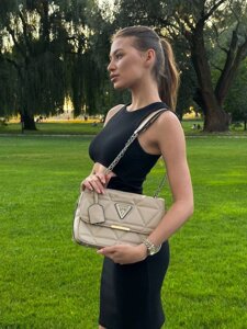 Жіноча сумка GUESS Zippy  beige в Києві от компании Elektromax