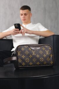 Клатч Louis Vuitton коричневий