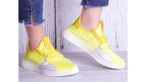 Жіночі кросівки жовті з трикотажним верхом спортивні на гнучкій підошві 37