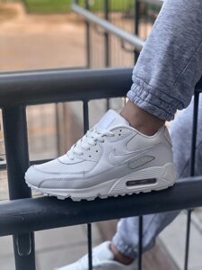 Жіночі кросівки Nike Air Max 90