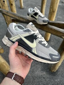 Кросівки Nike ZOOM Vomero 5 (сірі)