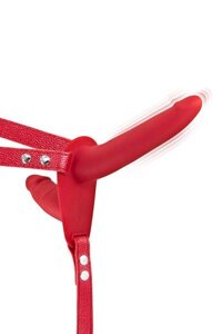 Подвійний страпон з вібрацією Fetish Tentation Vibrating Strap-On with Double Dildo Red в Києві от компании Elektromax