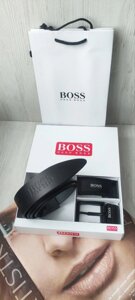 Чоловічий шкіряний подарунковий набір Hugo Boss black ремінь+ дві пряжки в Києві от компании Elektromax