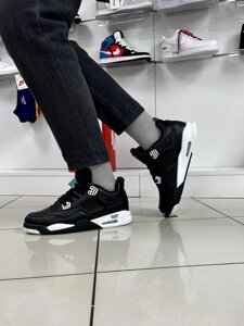 Зимові кросівки Nike Air Jordan 4 Retro (black / white)