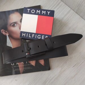 Шкіряний чоловічий ремінь Tommy Hilfiger з чорною пряжкою black