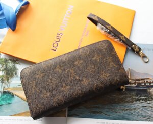 Жіночий гаманець Louis Vuitton brown в Києві от компании Elektromax