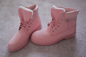 Жіночі черевики тімберленди рожеві на хутрі 36 37 39 в Києві от компании Elektromax