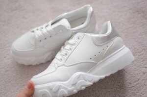 Жіночі кросівки повністю білі сріблястий задник 40-розмір