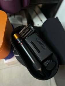 Стайлер Dyson Hs05 onyx black / gold в Києві от компании Elektromax