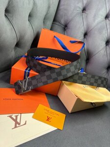 Ремінь сірий Louis Vuitton Damier graphite зі срібною глянцевою пряжкою r125 в Києві от компании Elektromax