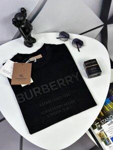 Футболка Burberry чорна з чорним лого mf008