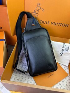 Сумка-слінг чорна Louis Vuitton Avenue NM Taiga c807 в Києві от компании Elektromax