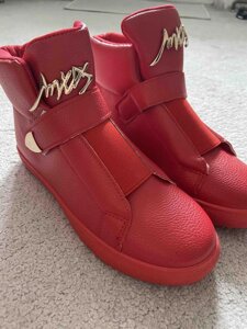 Жіночі високі кросівки червоного кольору на липучці 37 розмір
