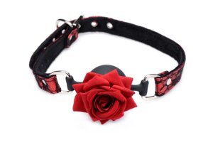 Кляп з трояндою Master Series: Eye-Catching Ball Gag With Rose, чорно-червоний в Києві от компании Elektromax