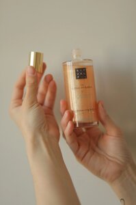 Масло з шиммером для тіла Rituals The Ritual of Karma Body Shimmer Oil 100 мл