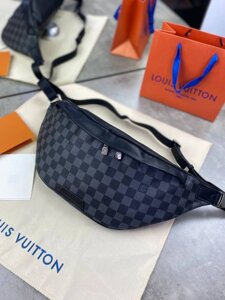 Поясна сумка сіра Louis Vuitton Discovery із канви Damier Graphite c596