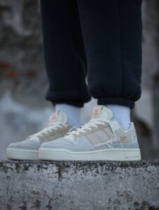 Жіночі кросівки Adidas Forum 84 Low “Off white” Grey Beige в Києві от компании Elektromax