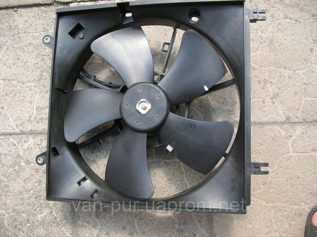 Вентилятор основного радіатора в зборі Chery Tiggo від компанії Автомагазин АВТОКРАМНІЦЯ - фото 1