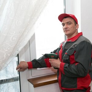 Регулювання пластикових балконних дверей Rehau в Києві от компании «Okna-Shop» интернет магазин