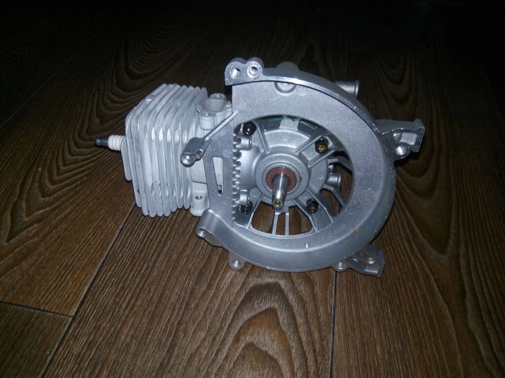 Двигун для мотокос oleo-mac sparta 37/38/42/44 - огляд