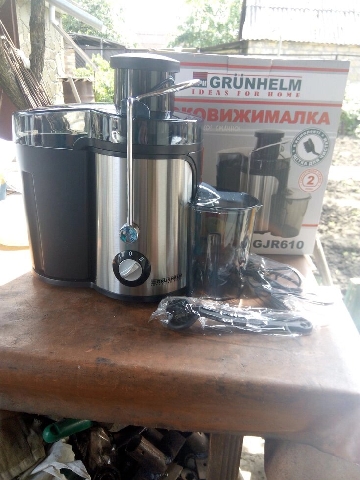 Соковижималка Grunhelm GJR610 з щіткою від компанії Benzomoto - фото 1