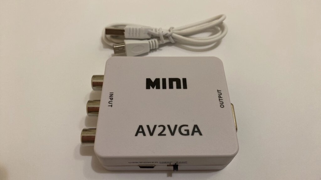 Перехідник відео конвертер з AV в VGA від компанії tvsputnik - фото 1