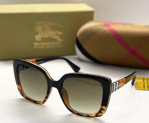 Жіночі стильні окуляри (7623) Лео