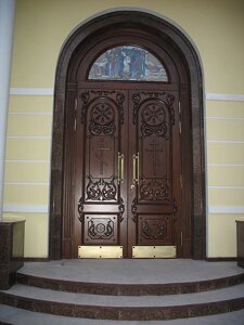 Облицювання порталу каменем