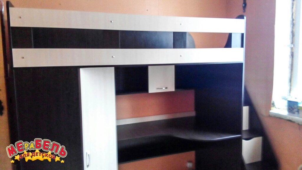 Детская кровать-чердак с рабочей зоной, угловым шкафом и лестницей-комодом КЛ29 Merabel від компанії Мерабель - фото 1