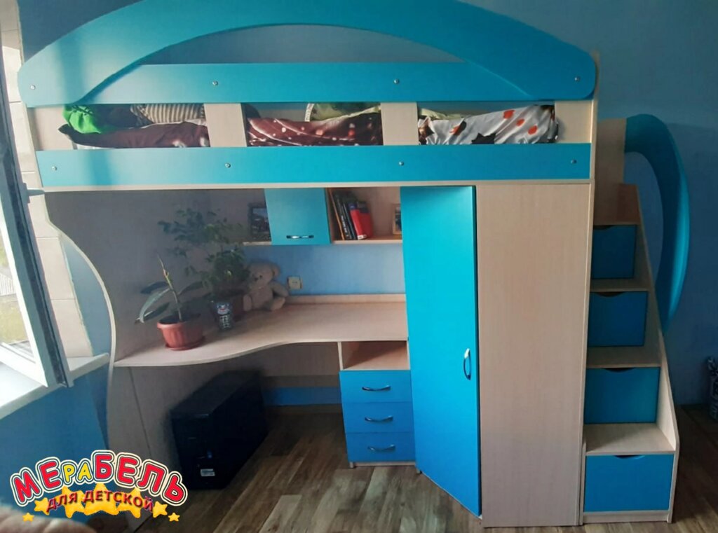 Дитяче ліжко-горище з мобільним столом, кутовою шафою, додатковим бортиком і сходами-комодом КЛ4-6-2 Merabel від компанії Мерабель - фото 1