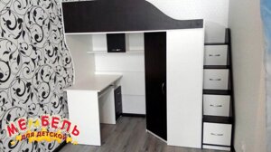 Дитяче ліжко-горище з мобільним столом, кутовою шафою і сходами-комодом Кл4 Merabel