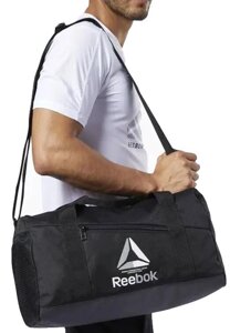 Спортивна сумка Reebok Training Essentials 35L Grip Duffel Bag чорна
