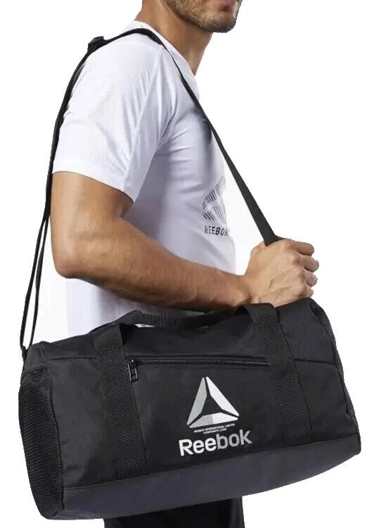 Спортивна сумка Reebok Training Essentials 35L Grip Duffel Bag чорна від компанії «SUPERSUMKA» - фото 1