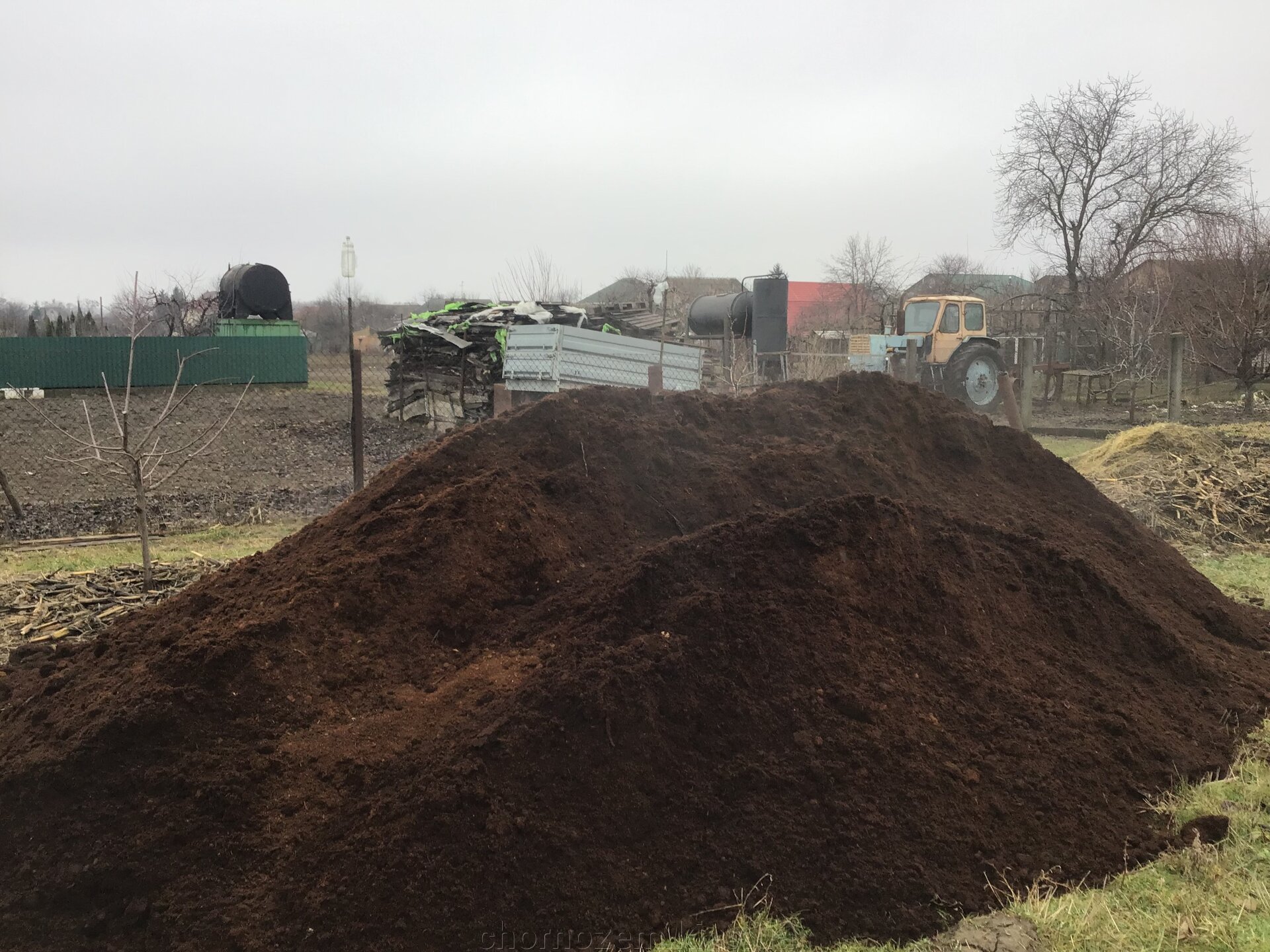 Перегній: що це таке і як його правильно використовувати? - фото pic_23efef4200b3083bd488cf88e69882fc_1920x9000_1.jpg