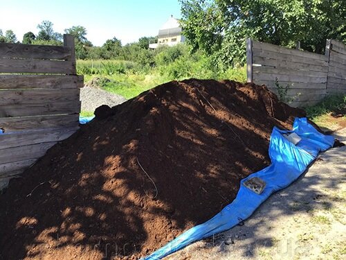 Використання перегною: важливість та користь для городників. - фото pic_3ba14bcfdc4e954e7e4ccfd51f3c4101_1920x9000_1.jpg