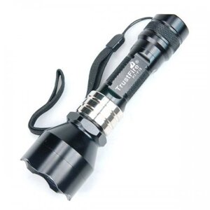 Trustfire P7-F15 SSC P7-WC 3-mode 900-lumen LED flashlight (1 * 18650)