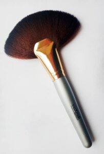 Пензель "Віяловий" для макіяжу MaxMar Professional Brush (МаксМар Профешин Бруш)