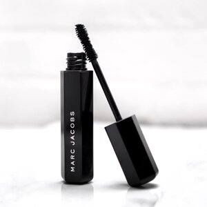 Туш для вій Marc Jacobs O! Mega Lash Volumizing Mascara (Омега Марк Якобс)