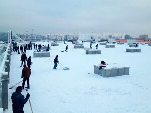 Уборка снега (066)4327255 вывоз снега в Киеве.
