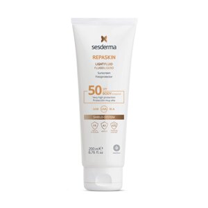 Сонцезахисний флюїд для тіла Sesderma Repaskin Light Fluid Body Sunscreen SPF50 200 мл