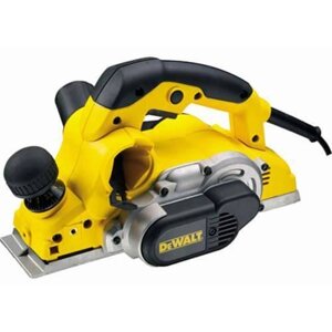 Рубанок dewalt D26500