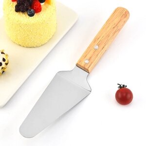 Лопатка кондитерська вигнута із дерев'яною ручкою для десертів