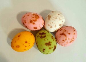 Шоколадний декор перепелині яйця (5 шт)