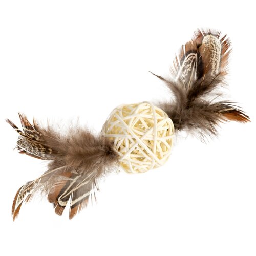 Іграшка для котів Плетений м'ячик із дзвіночком і пір'ям GiGwi Catch&scratch, перо, дерево, 13 см
