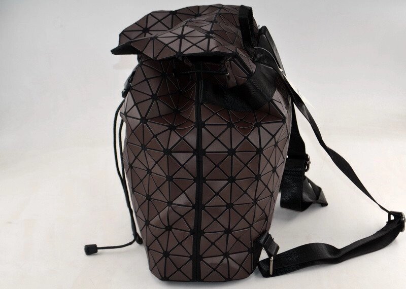 Дизайнерский рюкзак коричневый BAO BAO ISSEY MIYAKE D09 від компанії Інтернет магазин "Megamaks" - фото 1