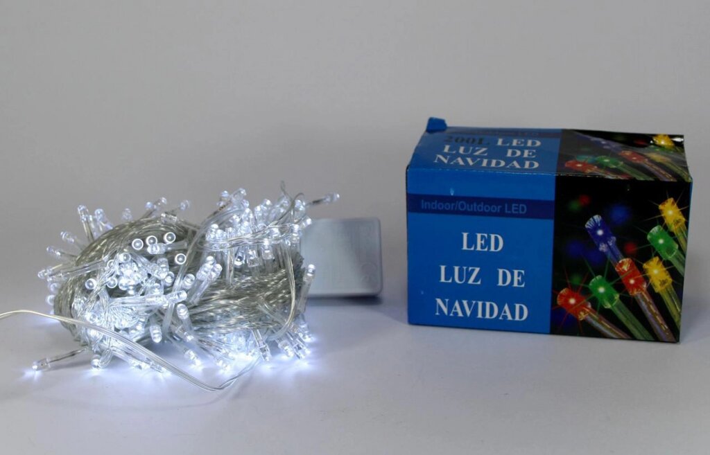 Гірлянда яскрава новорічна Xmas LED 200 білий від компанії Інтернет магазин "Megamaks" - фото 1