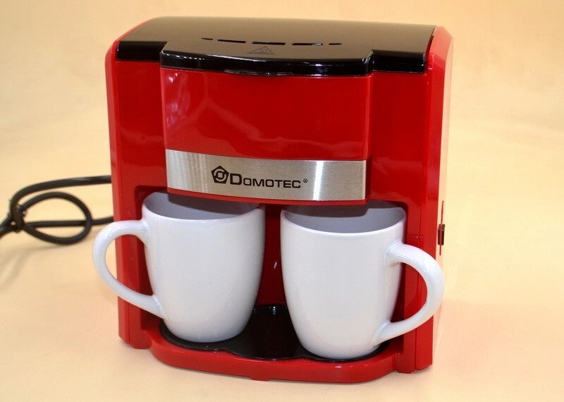 Кавоварка електрична Domotec MS-0705 500 Вт червона з чашками від компанії Інтернет магазин "Megamaks" - фото 1