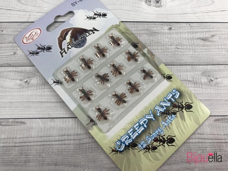 Мурахи на блістері декор для Хеллоуїна маленькі мурахи 12 штук в упаковці від компанії Інтернет магазин "Megamaks" - фото 1