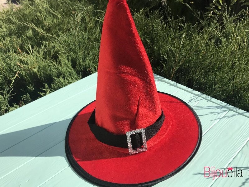 На маскарад, вечірку капелюх дитяча для образу відьмочки, чарівника червона з пряжкою на Хеллоуїн від компанії Інтернет магазин "Megamaks" - фото 1