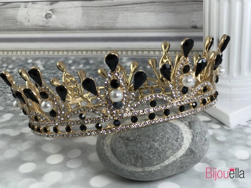 Шикарна корона в золоті з чорними каменями жіноча - інтернет магазин